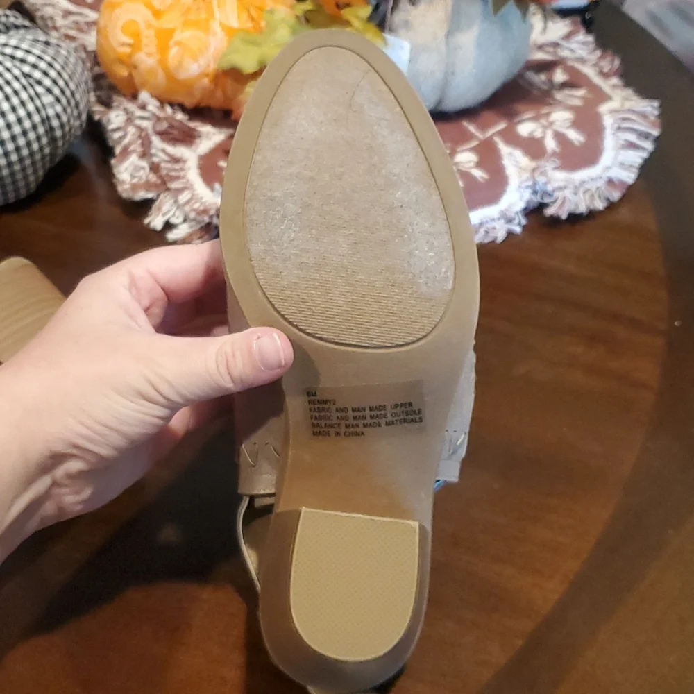 🌻Francesca's Open-heel Booties 🌻 - Picture 4 of 6